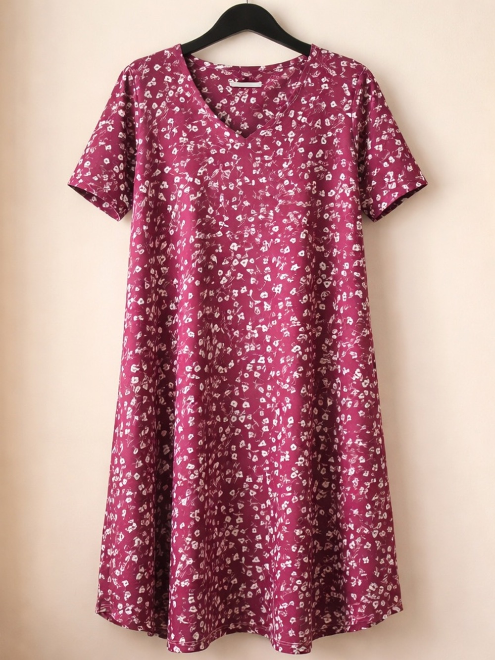 Women's Floral V-Neck Midi Dress in Magenta & White